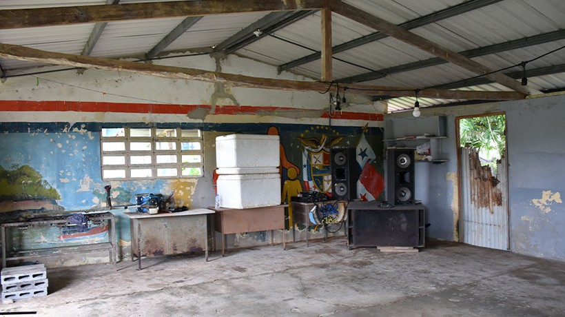 Escuela multigrado de isla Casayeta, fundada hace medio siglo, hoy cerrada. Crédito: ©ACNUDH/Oficina Regional para América Central, Juan Caballero