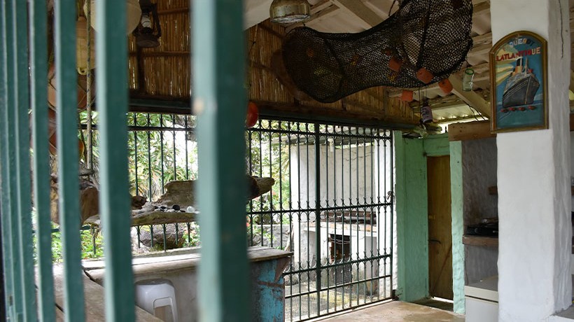 Único hostal en la Isla Casayeta, anteriormente se llenaba de turistas por meses. Crédito: ©ACNUDH/Oficina Regional para América Central, Juan Caballero